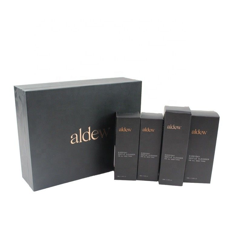 Zwarte magnetische deksel cosmetische cadeaubon voor luxe huidverzorgingsproductsets Verpakking