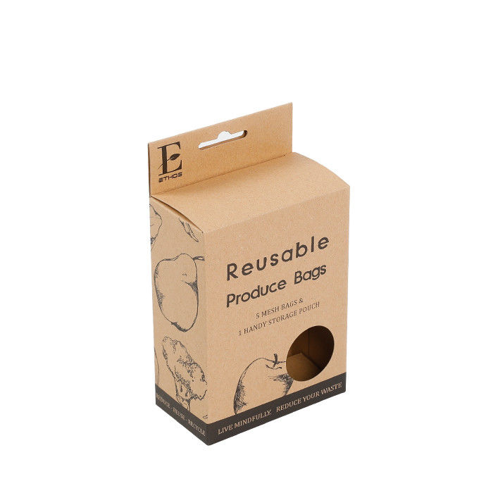 De bruine Verpakkende Doos van Hang Tag Kraft Eco Friendly met Rond Venster