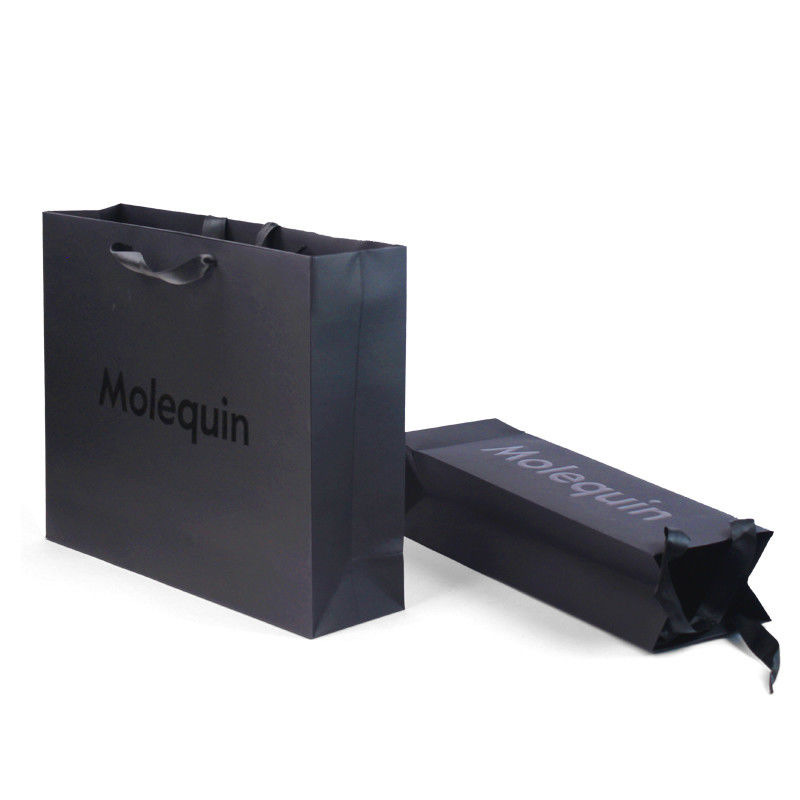 Custom Black Paper Shopping Bags Met Ribbon Handles Stijlvol Product Verpakkingsdoos Ontwerp