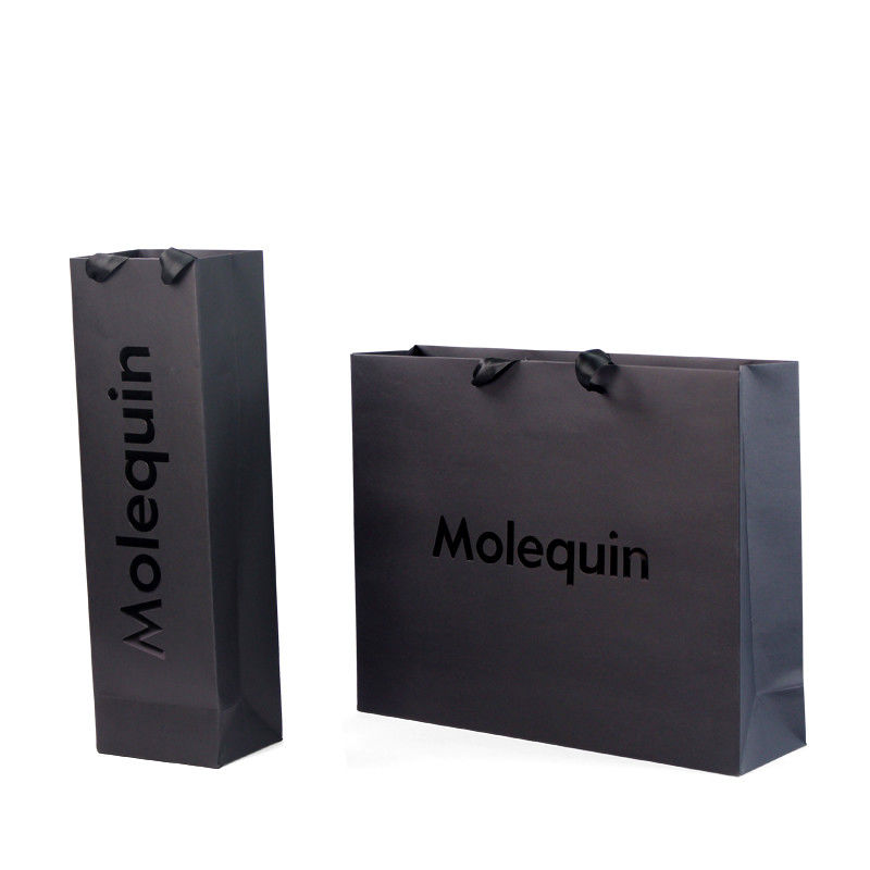 Custom Black Paper Shopping Bags Met Ribbon Handles Stijlvol Product Verpakkingsdoos Ontwerp