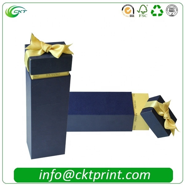 Luxe magnetisch afsluitbare parfumverpakkingsdozen gegolfd kartonpapier met glanzend laminaat / vernis