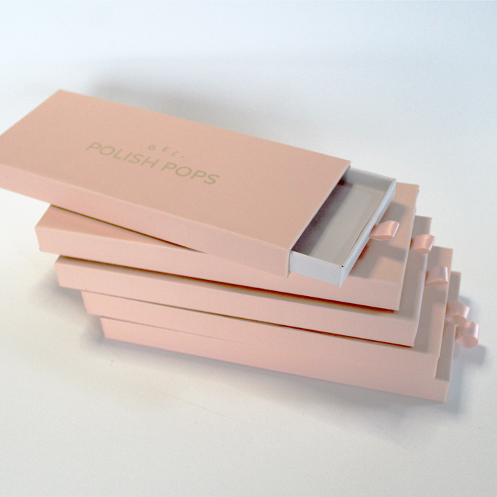 Luxe pers op nagels Verpakkingsdoos met glanzende lamineering UV-coating en lak voor schoonheid manicure valse nagels