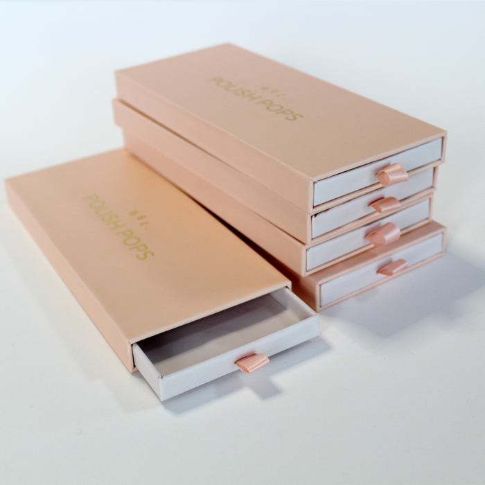 Luxe pers op nagels Verpakkingsdoos met glanzende lamineering UV-coating en lak voor schoonheid manicure valse nagels