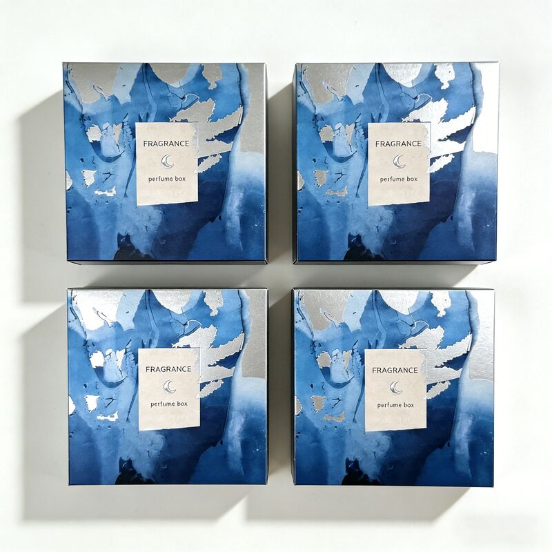 Luxe Parfum Cadeaubox met Zilverfolie Stempel en 350gsm FSC-gecertificeerd Karton voor Luxe Geurverpakking