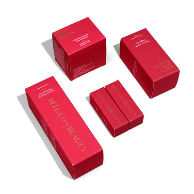 Aantrekkelijke cosmetische verpakkingsdoos met uniek folie stempelen embossing en laminaat ontwerp